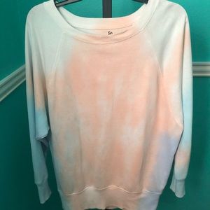 Tie-dye sweatshirt